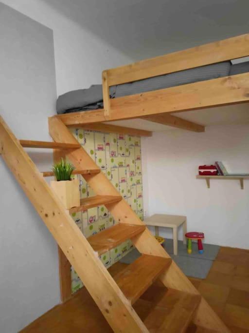 Family Mk Apartment Prague Exterior photo